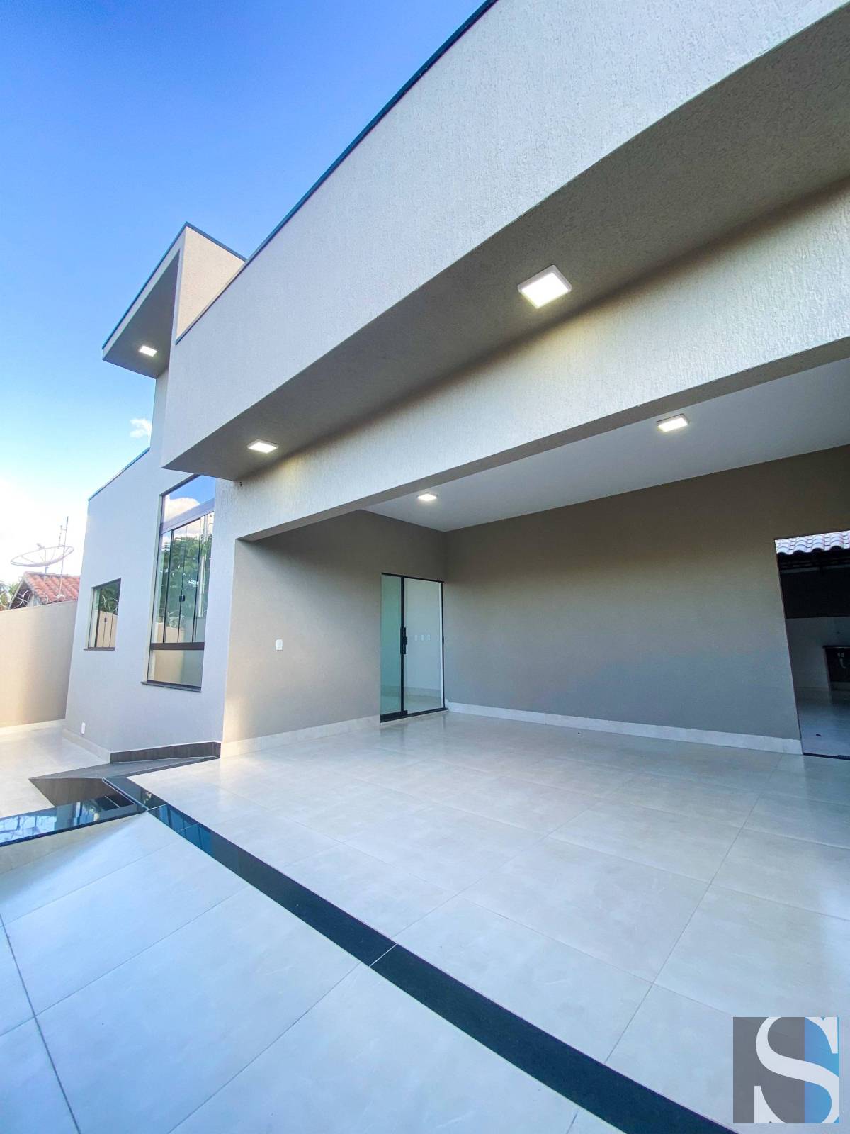 Casa de 3 Qts no Setor Itaguaí 2